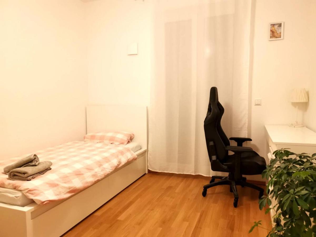 Gemuetliches Privatzimmer In Geraeumiger Gemeinschaftswohnung Dresden Ngoại thất bức ảnh