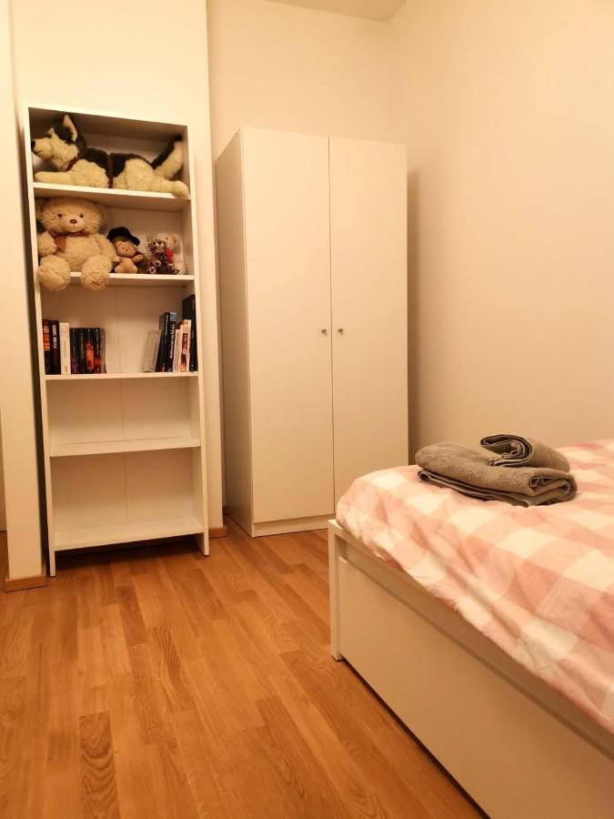 Gemuetliches Privatzimmer In Geraeumiger Gemeinschaftswohnung Dresden Ngoại thất bức ảnh